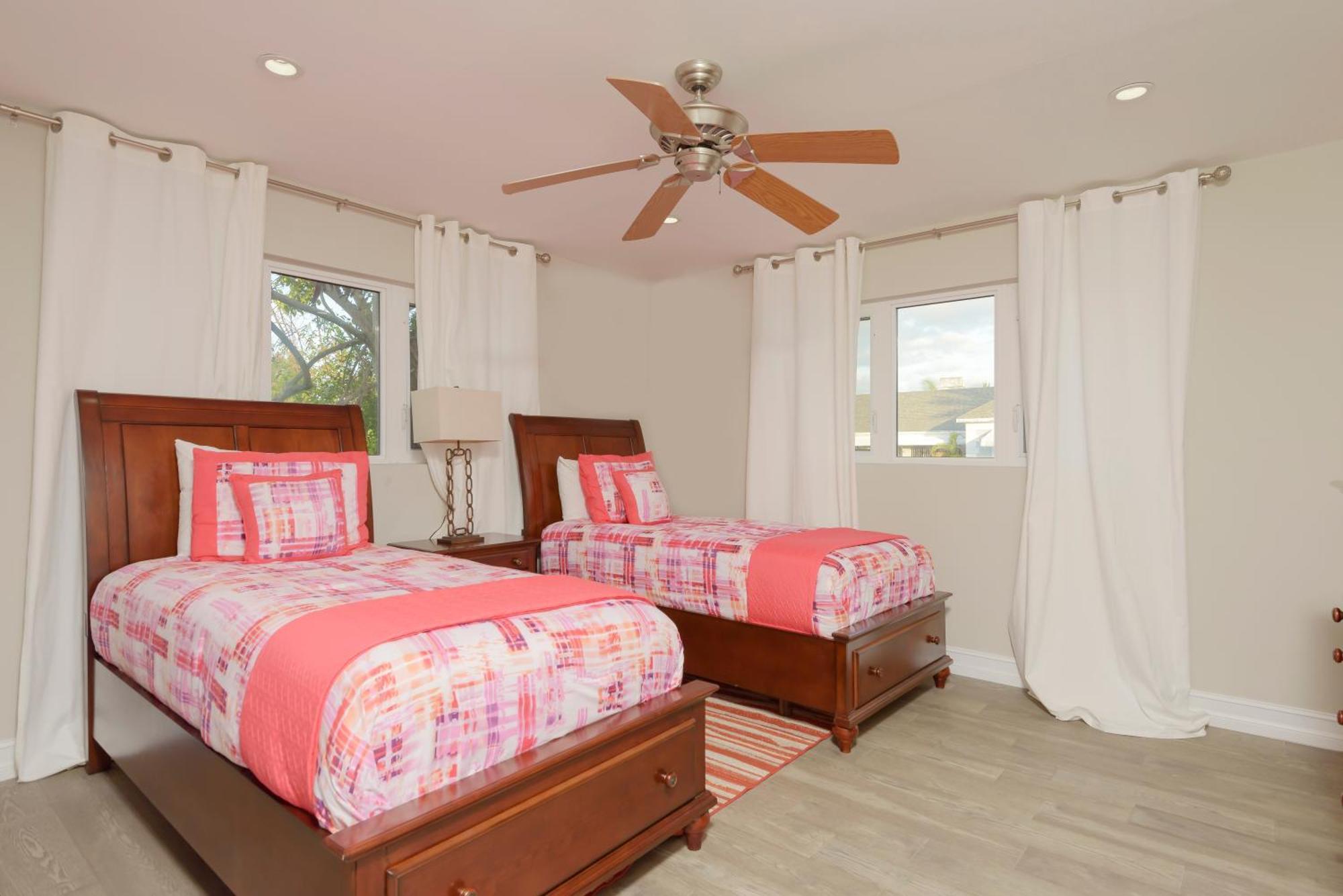 Silk Cotton Villas Nassau Exterior foto